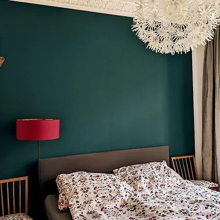 Stilvolle Moderne Unter Hohen Decken Apartment