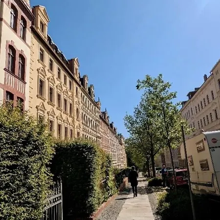 Apartment Stilvolle Moderne Unter Hohen Decken *